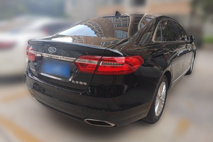 Used Ford Taurus 2017 EcoBoost 245 Fashion Edition Rear Right 45 Deg