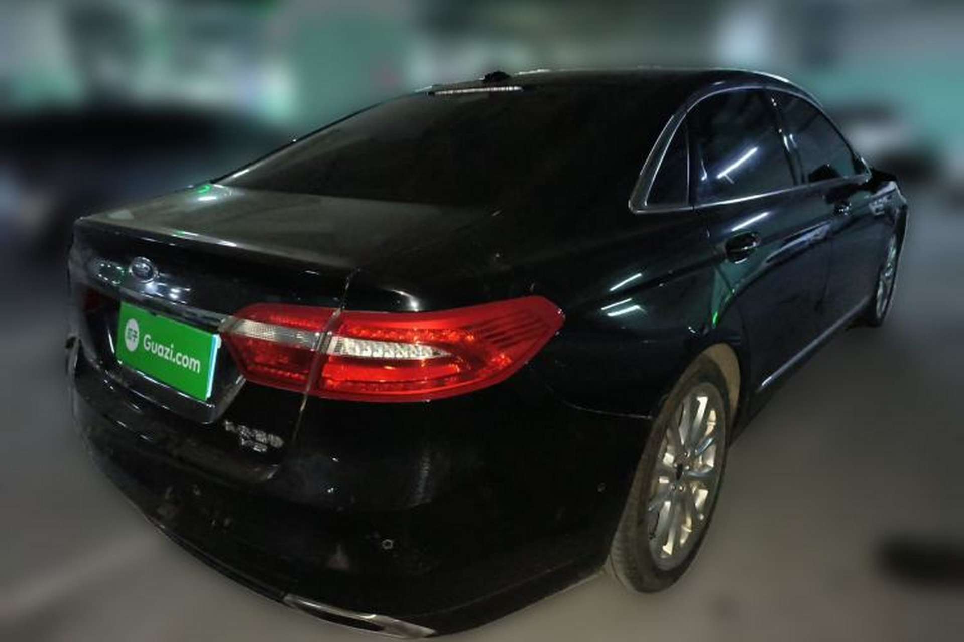 Used Ford Taurus 2017 EcoBoost 325 V6 Flagship Model Rear Right 45 Deg