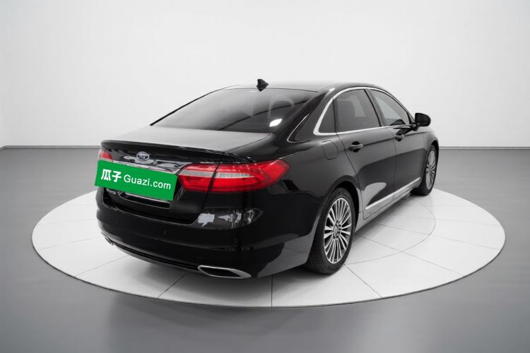 Used Ford Taurus 2017 EcoBoost 245 Luxury Model Rear Right 45 Deg
