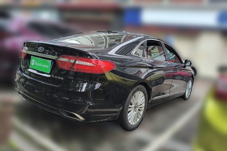 Used Ford Taurus 2017 Facelifted EcoBoost 245 Fashion Edition Rear Right 45 Deg