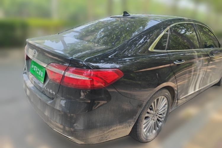 Used Ford Taurus 2017 EcoBoost 245 Luxury Model Rear Right 45 Deg