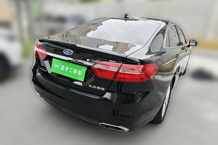 Used Ford Taurus 2017 EcoBoost 245 Fashion Edition Rear Right 45 Deg