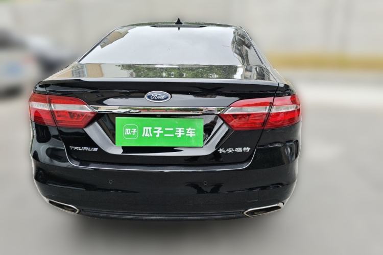 Used Ford Taurus 2017 EcoBoost 245 Fashion Edition Rear