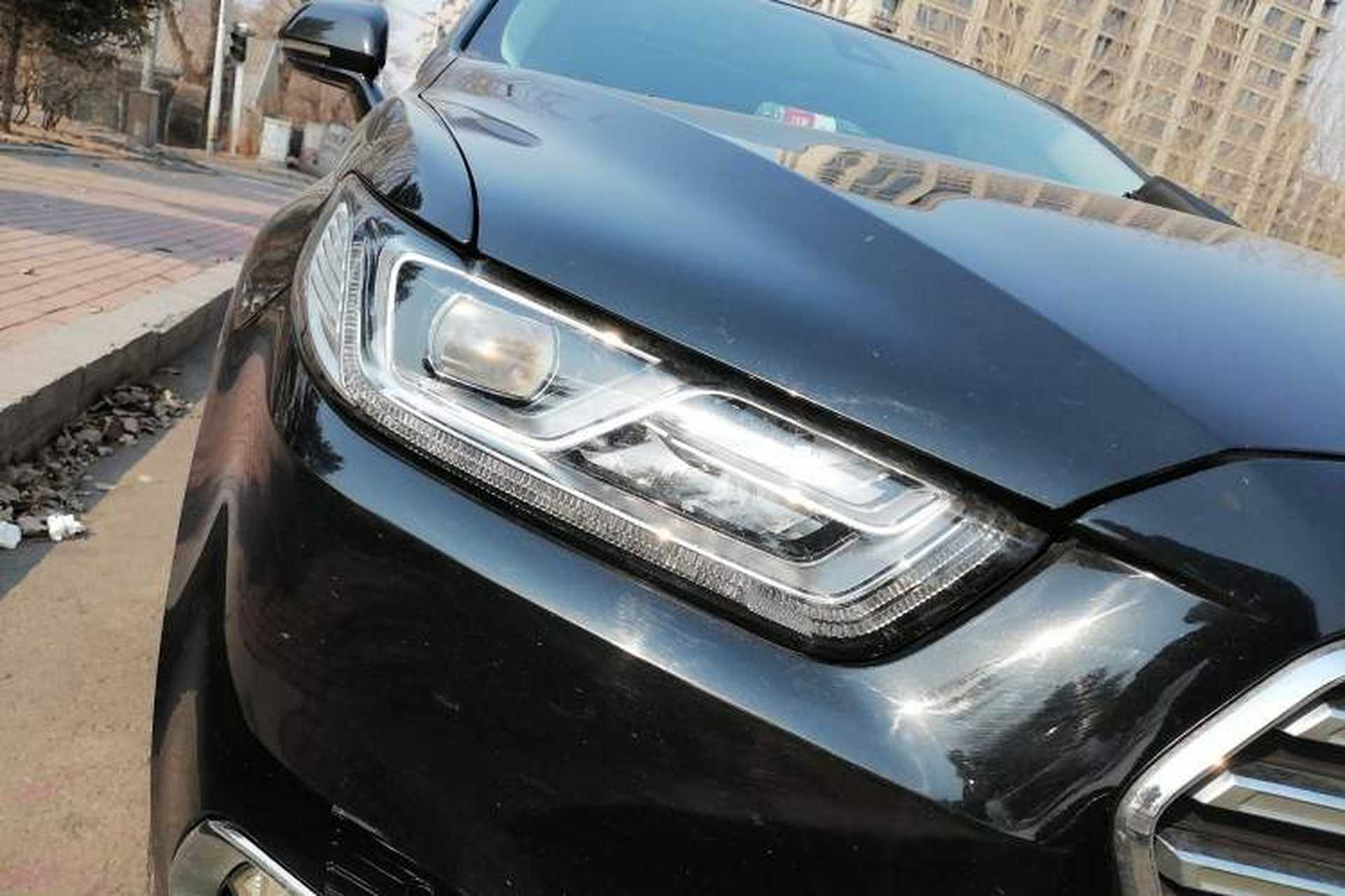 Used Ford Taurus 2017 EcoBoost 245 Flagship Model Right Front Headlight