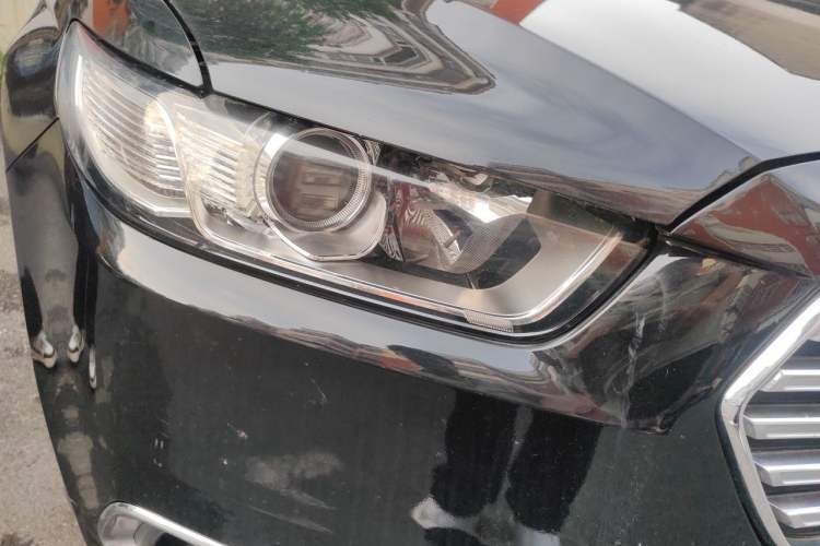 Used Ford Taurus 2017 EcoBoost 180 Luxury Model Right Front Headlight