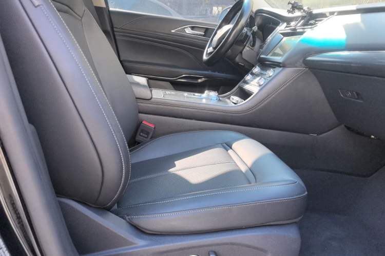 Used Ford Taurus 2017 EcoBoost 180 Luxury Model Right Front Seat
