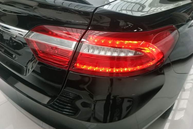 Used Ford Taurus 2017 Facelifted EcoBoost 245 Fashion Edition Right Rear Taillight