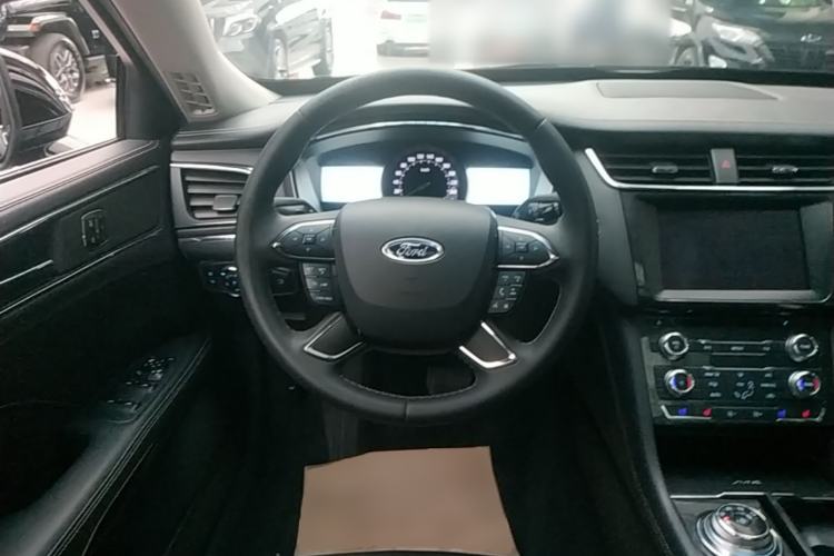 Used Ford Taurus 2017 Facelifted EcoBoost 245 Fashion Edition Steering Wheel
