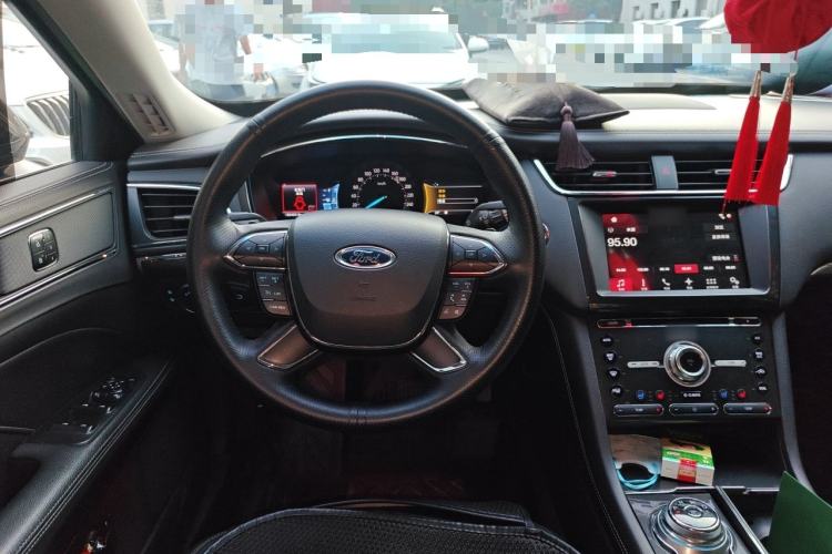 Used Ford Taurus 2017 EcoBoost 245 Luxury Model Steering Wheel