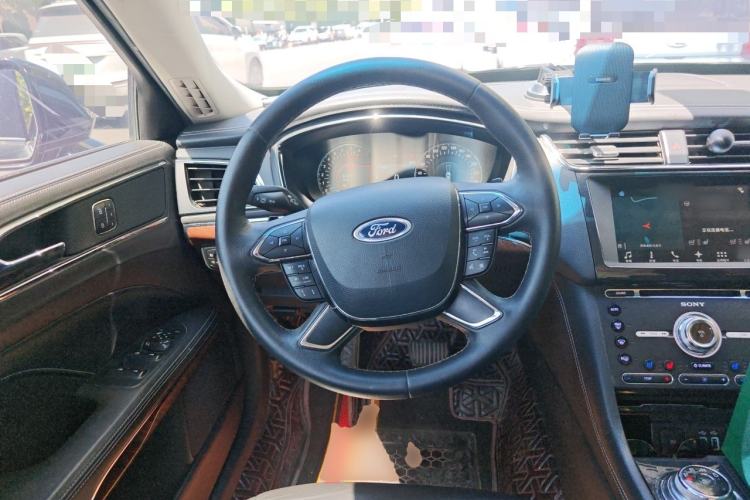 Used Ford Taurus 2017 EcoBoost 325 V6 Flagship Model Steering Wheel