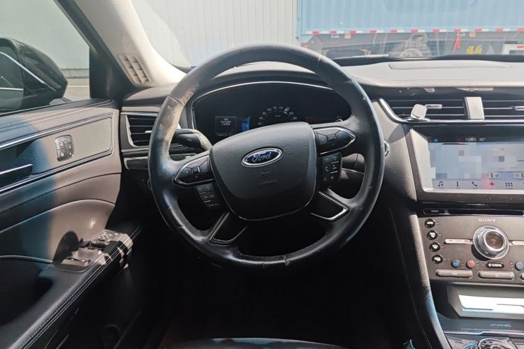 Used Ford Taurus 2017 EcoBoost 245 Luxury Model Steering Wheel
