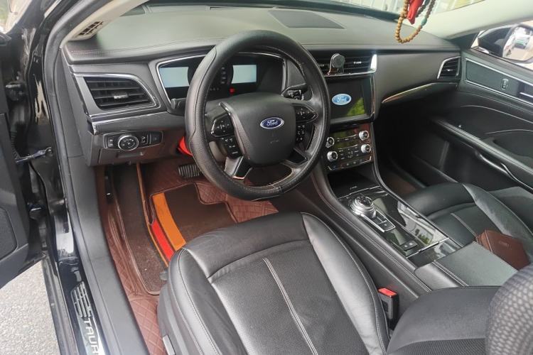Used Ford Taurus 2017 EcoBoost 245 Fashion Edition Steering Wheel