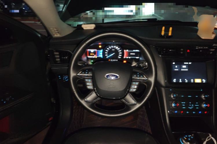 Used Ford Taurus 2017 EcoBoost 245 Fashion Edition Steering Wheel