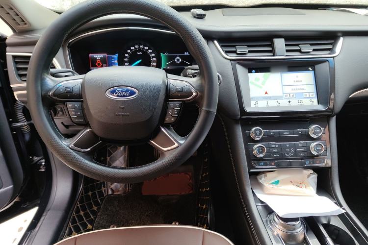 Used Ford Taurus 2017 EcoBoost 245 Fashion Edition Steering Wheel