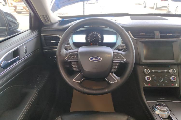 Used Ford Taurus 2017 EcoBoost 180 Luxury Model Steering Wheel