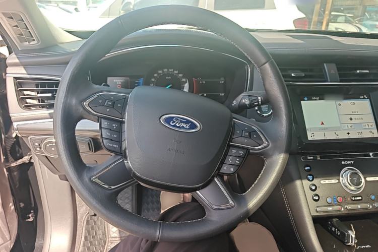Used Ford Taurus 2017 EcoBoost 245 Luxury Model Steering Wheel
