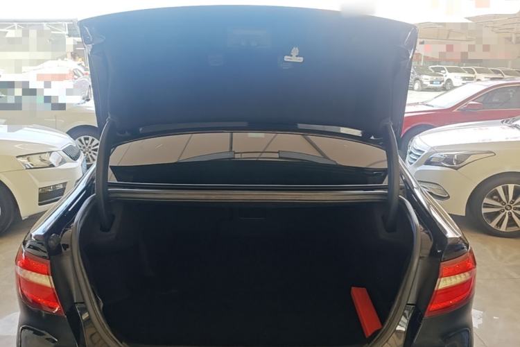 Used Ford Taurus 2017 EcoBoost 245 Fashion Edition Trunk