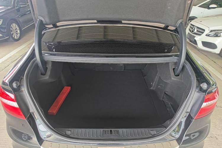 Used Ford Taurus 2017 EcoBoost 245 Fashion Edition Trunk