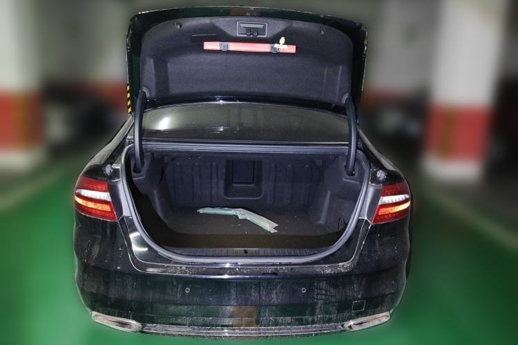 Used Ford Taurus 2017 EcoBoost 325 V6 Flagship Model Trunk
