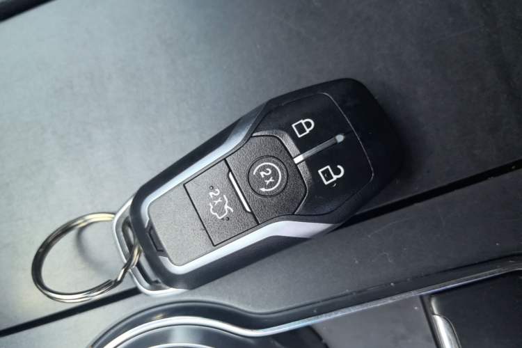 Used Ford Taurus 2017 EcoBoost 180 Luxury Model Vehicle Key