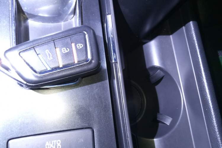 Used Ford Taurus 2017 EcoBoost 180 Luxury Model Vehicle Key