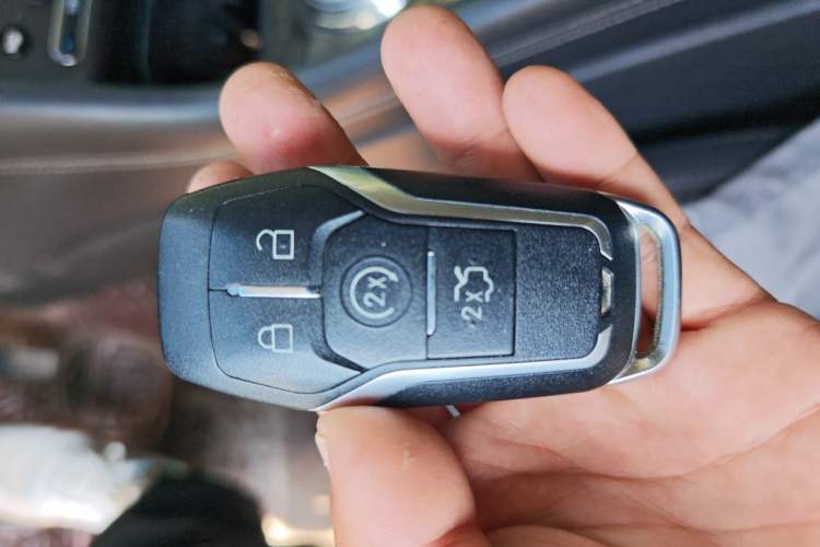 Used Ford Taurus 2017 EcoBoost 325 V6 Flagship Model Vehicle Key