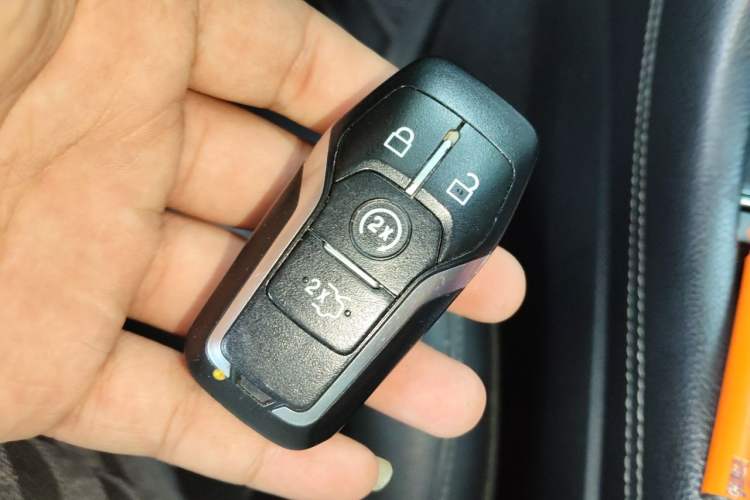 Used Ford Taurus 2017 EcoBoost 245 Luxury Model Vehicle Key