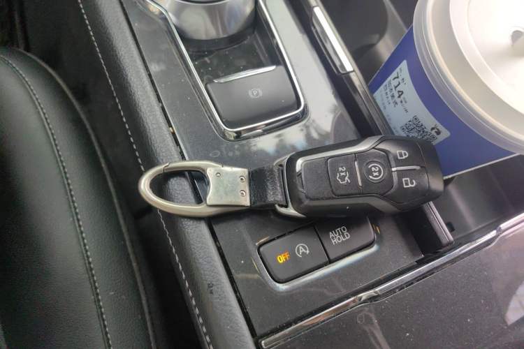 Used Ford Taurus 2017 Facelifted EcoBoost 245 Fashion Edition Vehicle Key