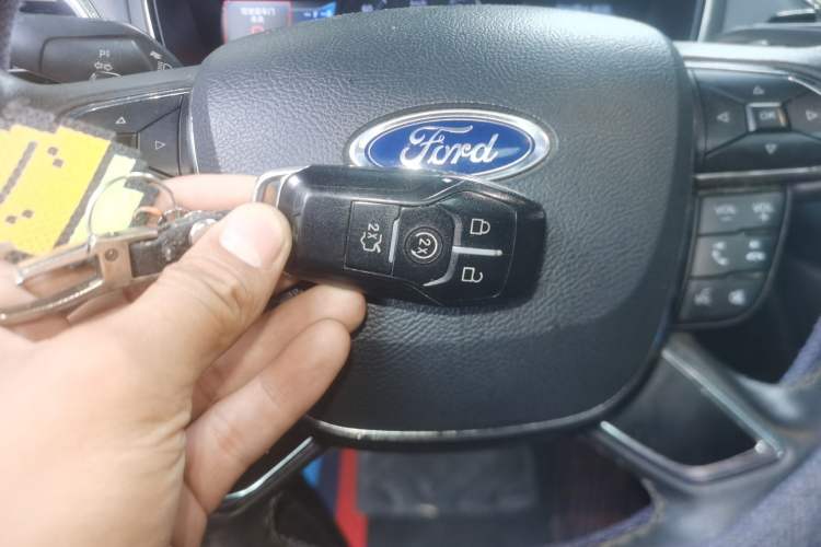 Used Ford Taurus 2017 Facelifted EcoBoost 245 Luxury Version Vehicle Key