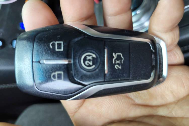 Used Ford Taurus 2017 EcoBoost 245 Luxury Model Vehicle Key
