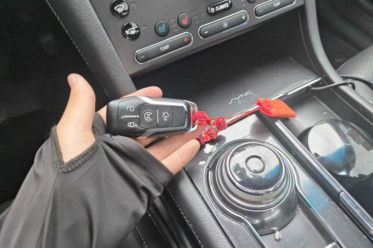 Used Ford Taurus 2017 EcoBoost 245 Luxury Model Vehicle Key