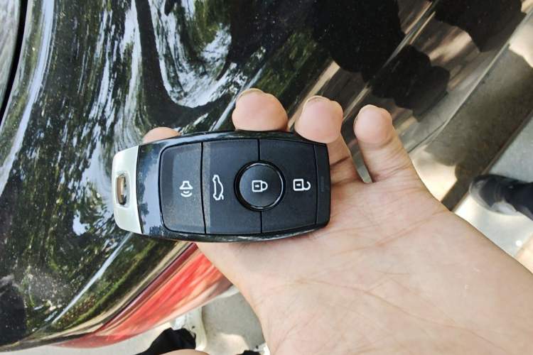Used Ford Taurus 2017 EcoBoost 245 Luxury Model Vehicle Key