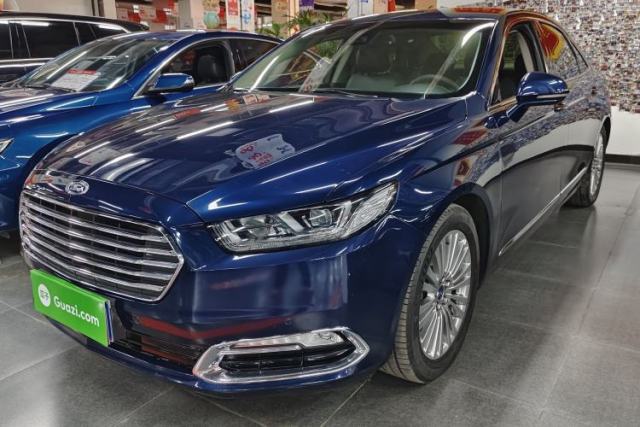 Ojetý Ford Taurus 2017 EcoBoost 245 Luxury Model