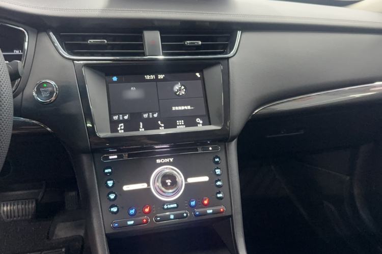 Used Ford Taurus 2017 EcoBoost 245 Luxury Model Audio And AC Panel