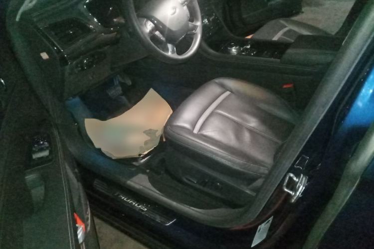 Used Ford Taurus 2017 Facelifted EcoBoost 245 Luxury Version Driver Seat