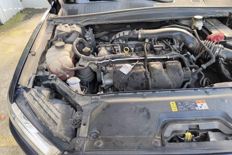 Used Ford Taurus 2017 EcoBoost 245 Fashion Edition Engine Bay Right