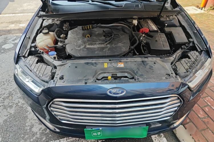 Used Ford Taurus 2017 EcoBoost 245 Fashion Edition Engine Bay