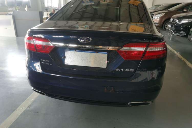 Used Ford Taurus 2017 EcoBoost 245 Flagship Model Exterior 4