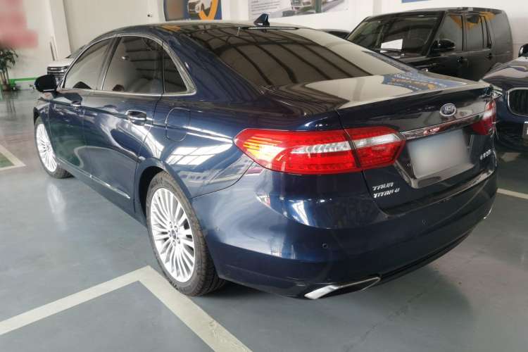 Used Ford Taurus 2017 EcoBoost 245 Flagship Model Exterior 5