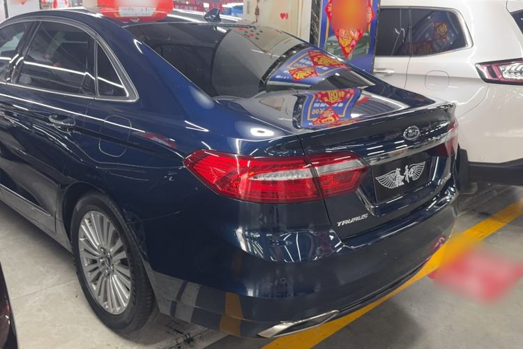 Used Ford Taurus 2017 EcoBoost 245 Luxury Model Exterior 5