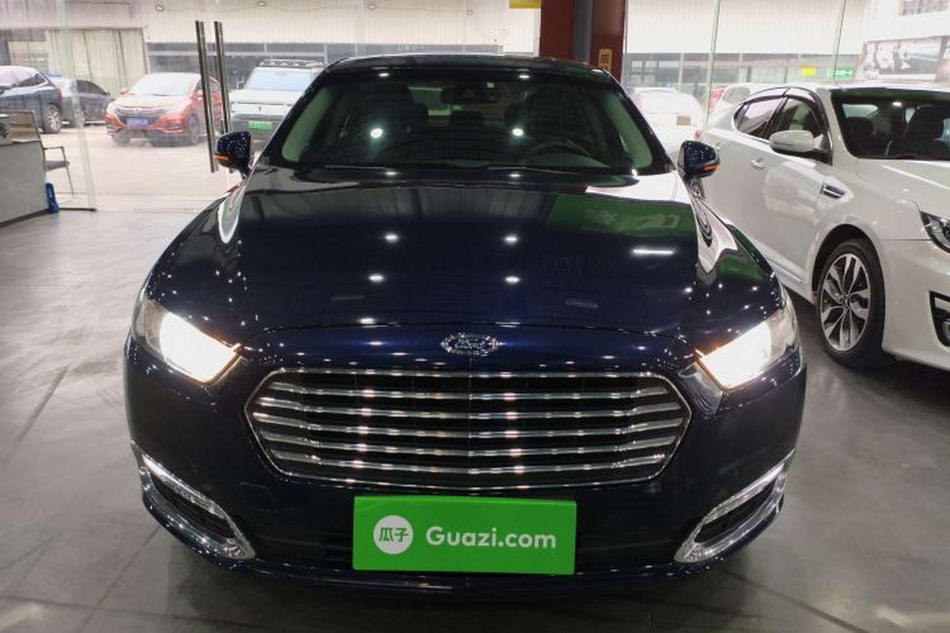 Used Ford Taurus 2017 Facelifted EcoBoost 245 Fashion Edition Front