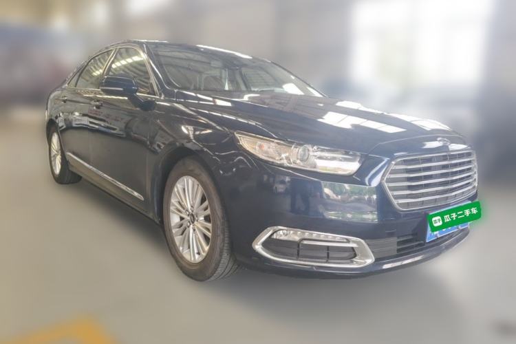 Used Ford Taurus 2017 EcoBoost 245 Fashion Edition Front Right 45 Deg