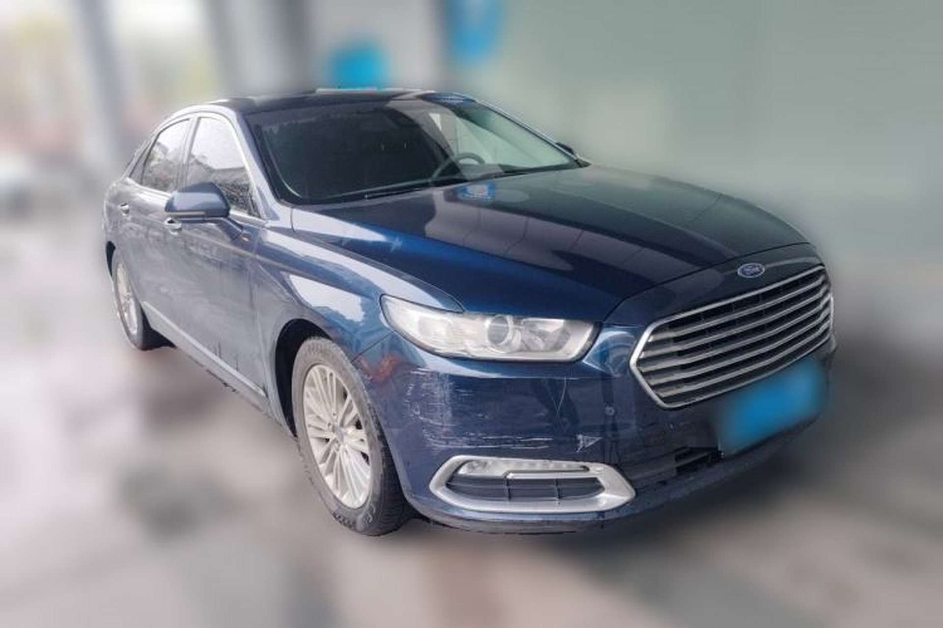 Used Ford Taurus 2017 EcoBoost 245 Fashion Edition Front Right 45 Deg