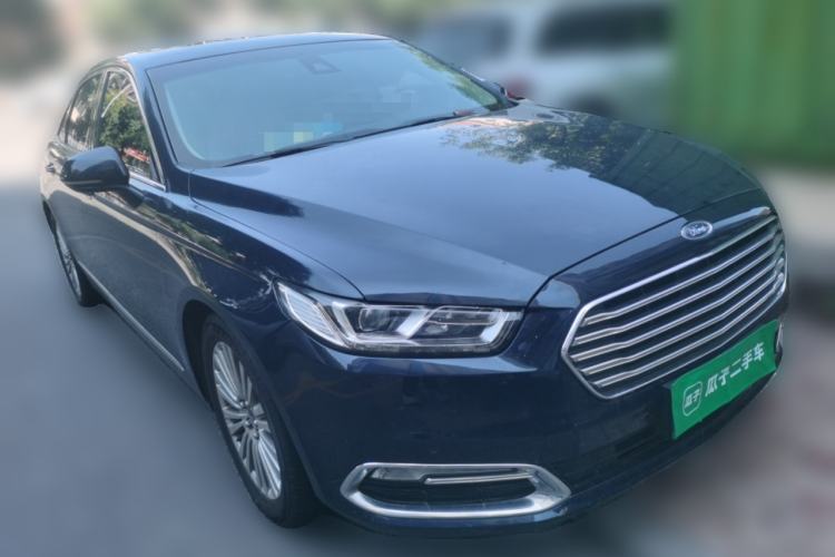 Used Ford Taurus 2017 EcoBoost 245 Luxury Model Front Right 45 Deg