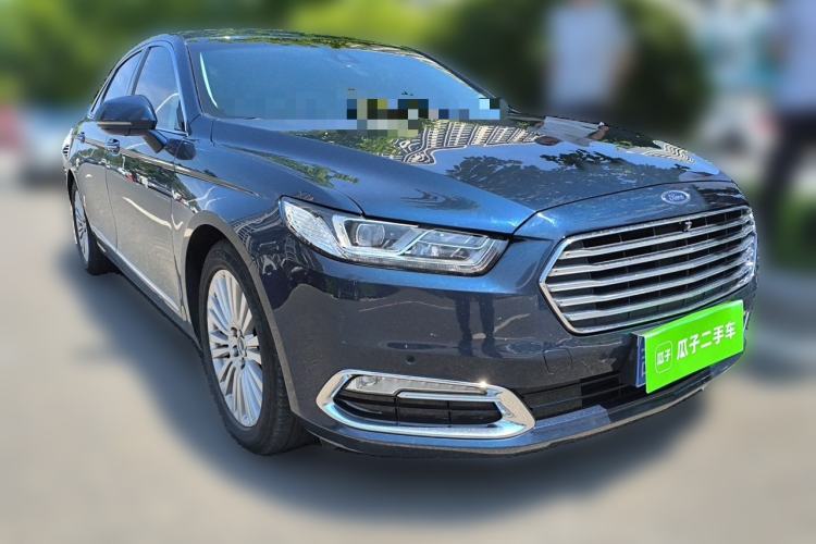 Used Ford Taurus 2017 EcoBoost 245 Luxury Model Front Right 45 Deg