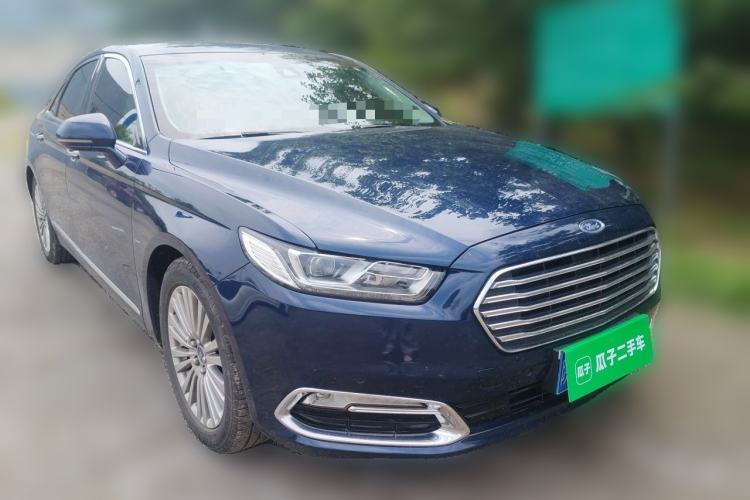 Used Ford Taurus 2017 EcoBoost 245 Luxury Model Front Right 45 Deg