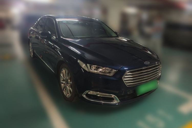 Used Ford Taurus 2017 EcoBoost 325 V6 Flagship Model Front Right 45 Deg