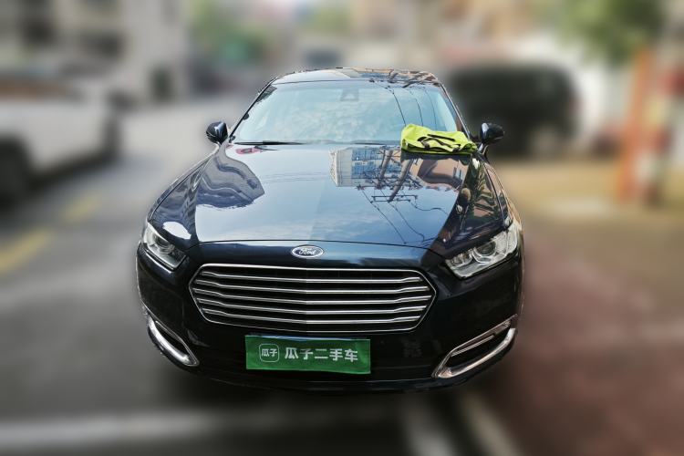 Used Ford Taurus 2017 EcoBoost 245 Fashion Edition Front