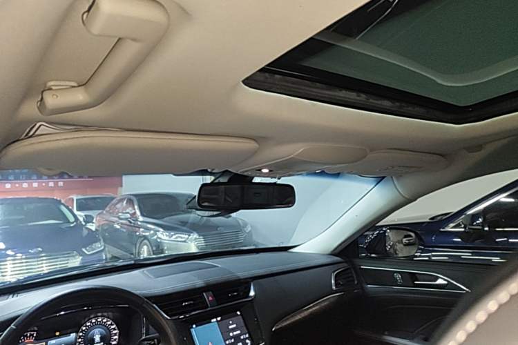Used Ford Taurus 2017 EcoBoost 245 Flagship Model Headliner