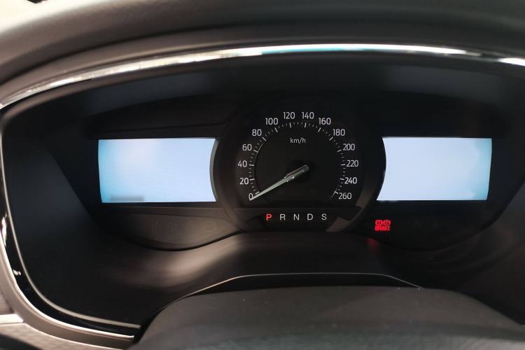 Used Ford Taurus 2017 EcoBoost 245 Fashion Edition Instrument Cluster
